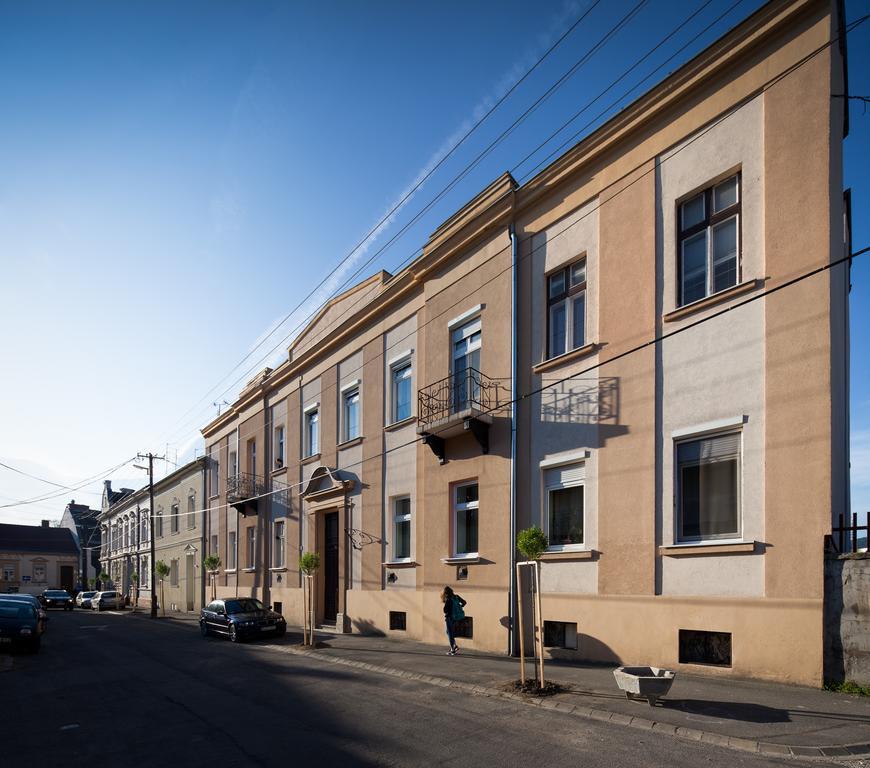 Studio 16 Šoproň Exteriér fotografie